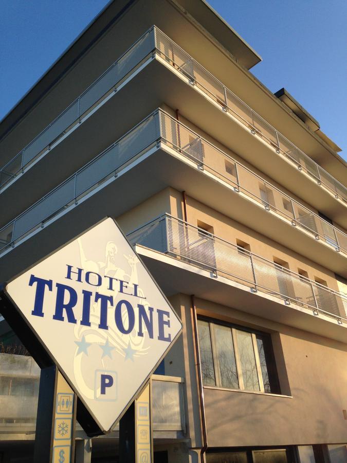 Hotel Tritone Rimini Dış mekan fotoğraf