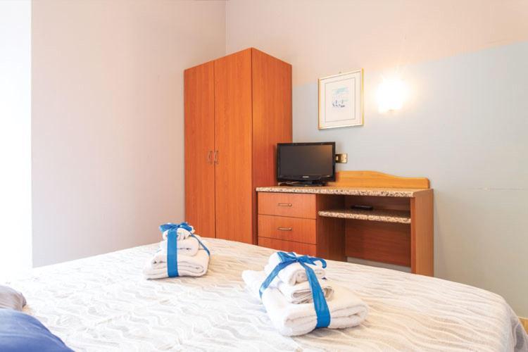 Hotel Tritone Rimini Dış mekan fotoğraf
